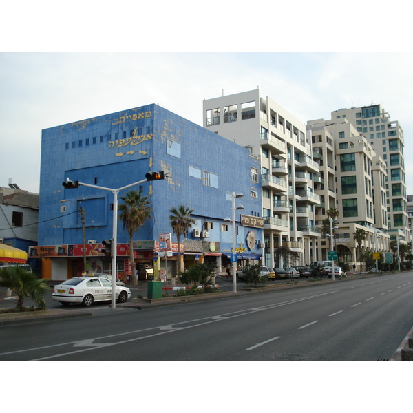 Picture Israel Tel Aviv Tel Aviv Sea Shore 2006-12 207 - Around Tel Aviv Sea Shore