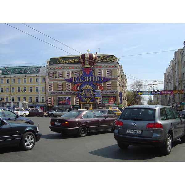 Picture Russia Moscow Tverskaja Street 2005-04 49 - Center Tverskaja Street