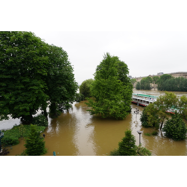 Picture France Paris Seine river 2016-06 8 - Discovery Seine river