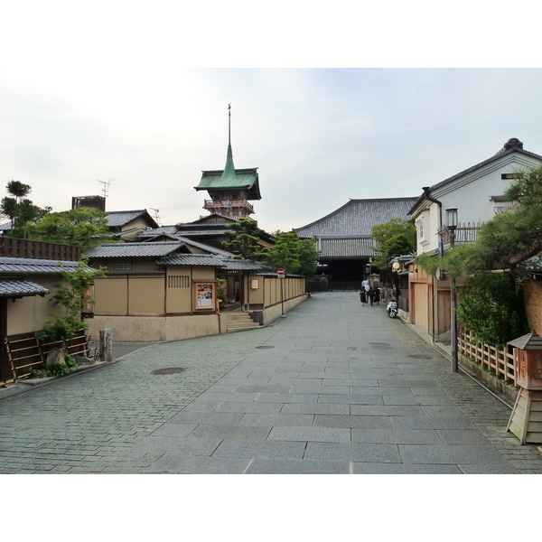 Picture Japan Kyoto Ninenzaka 2010-06 28 - History Ninenzaka