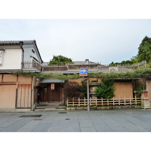 Picture Japan Kyoto Ninenzaka 2010-06 1 - History Ninenzaka