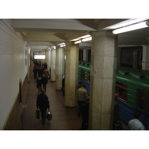 Picture Russia Moscow Subway 2005-04 0 - Around Subway