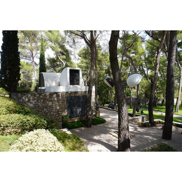 Picture France Saint Paul de Vence Fondation Maeght 2017-08 61 - Tour Fondation Maeght