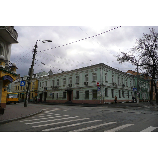 Picture Ukraine Kiev Podil West 2007-11 71 - Center Podil West