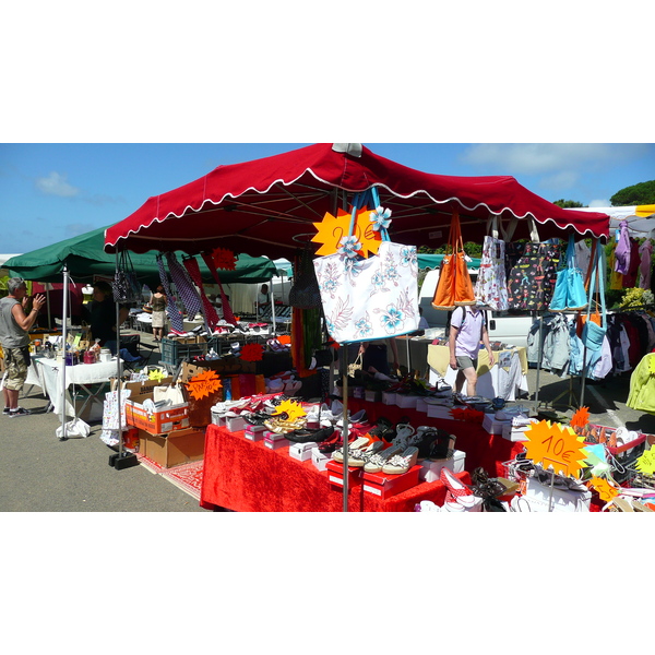 Picture France Prefailles Market in Prefailles 2007-07 22 - History Market in Prefailles