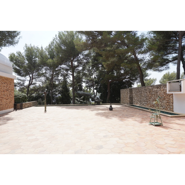 Picture France Saint Paul de Vence Fondation Maeght 2017-08 96 - Tours Fondation Maeght