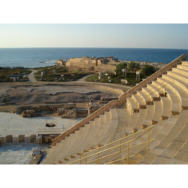 Picture Israel Caesarea 2006-12 170 - Recreation Caesarea