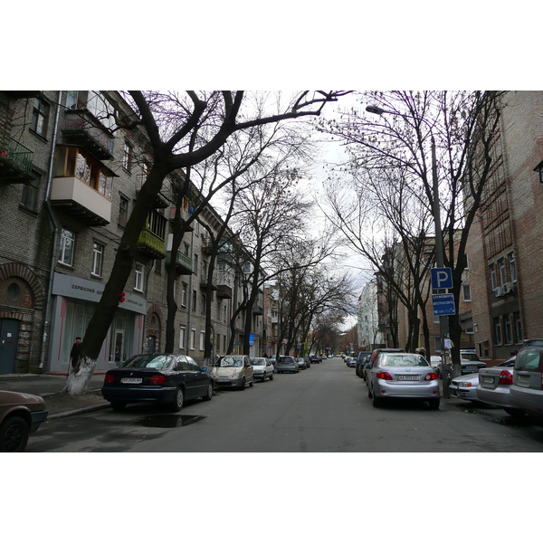 Picture Ukraine Kiev Podil West 2007-11 86 - History Podil West