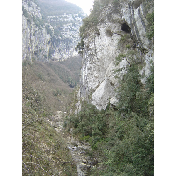 Picture France Gorges du Loup 2006-02 4 - Center Gorges du Loup