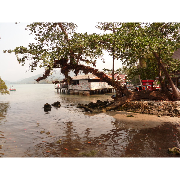 Picture Thailand Ko Chang Klong Prao beach 2011-02 113 - Center Klong Prao beach