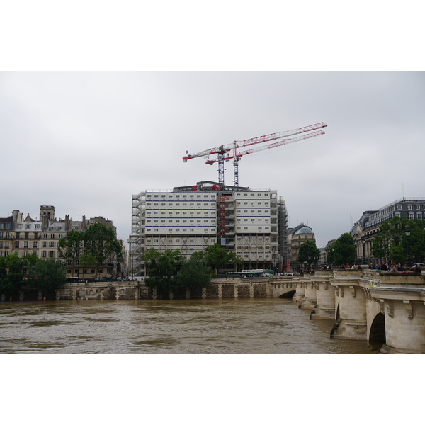 Picture France Paris Seine river 2016-06 64 - Recreation Seine river