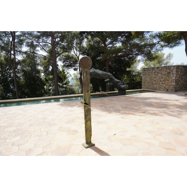 Picture France Saint Paul de Vence Fondation Maeght 2017-08 102 - Tour Fondation Maeght