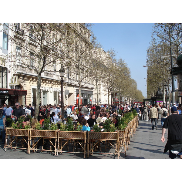 Picture France Paris Champs Elysees 2006-04 36 - Center Champs Elysees