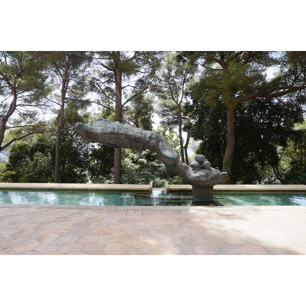 Picture France Saint Paul de Vence Fondation Maeght 2017-08 55 - Recreation Fondation Maeght