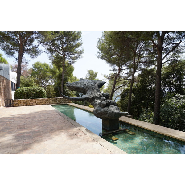 Picture France Saint Paul de Vence Fondation Maeght 2017-08 62 - Recreation Fondation Maeght