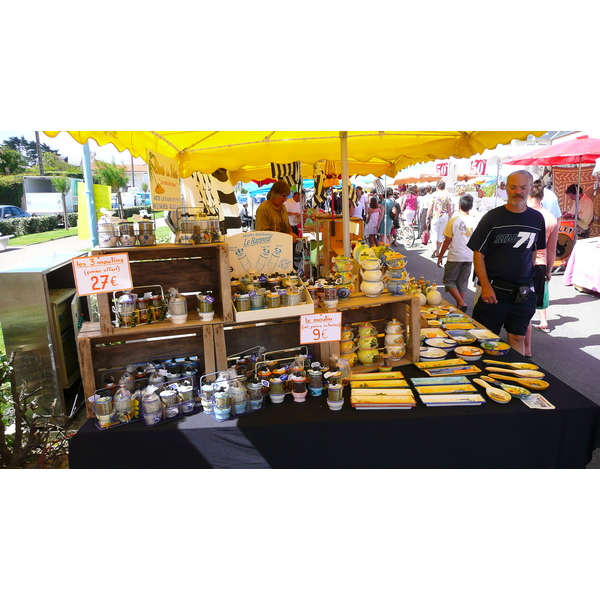 Picture France Prefailles Market in Prefailles 2007-07 11 - Tour Market in Prefailles