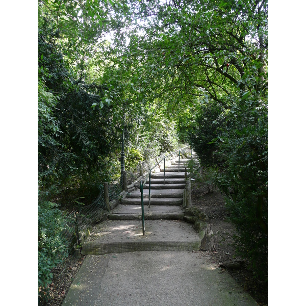 Picture France Paris Parc des Butes Chaumont 2007-08 117 - Tour Parc des Butes Chaumont