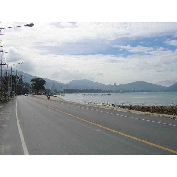 Picture Thailand Phuket Patong Beach 2005-12 26 - History Beach