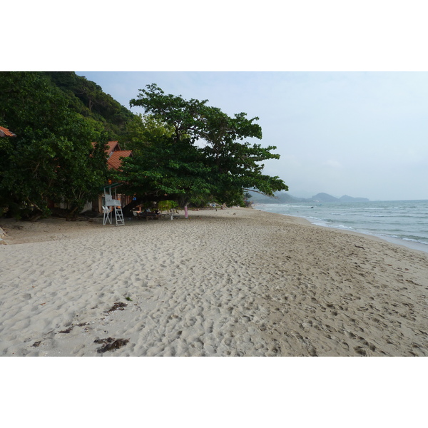 Picture Thailand Ko Chang White sand beach 2011-02 10 - Center White sand beach