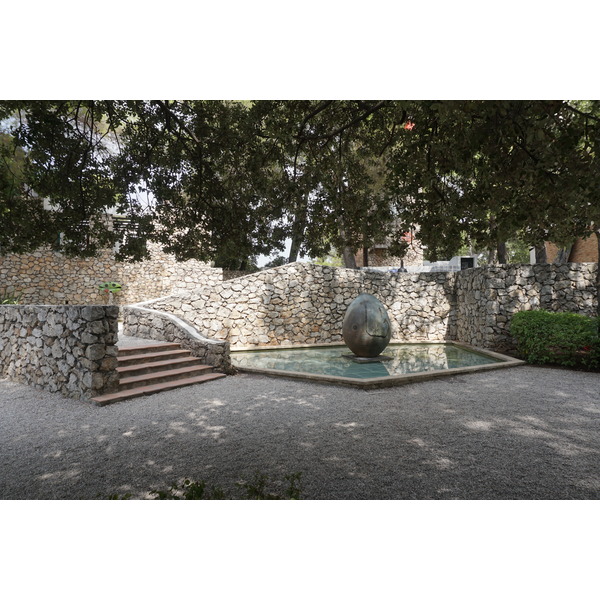 Picture France Saint Paul de Vence Fondation Maeght 2017-08 116 - Around Fondation Maeght