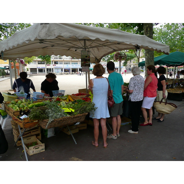 Picture France Vence Place du Grand Jardin 2007-07 11 - Tours Place du Grand Jardin