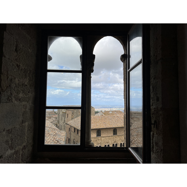 Picture Italy Volterra Palazzo dei Priori 2021-09 18 - Around Palazzo dei Priori