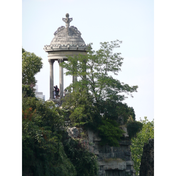 Picture France Paris Parc des Butes Chaumont 2007-08 75 - Around Parc des Butes Chaumont