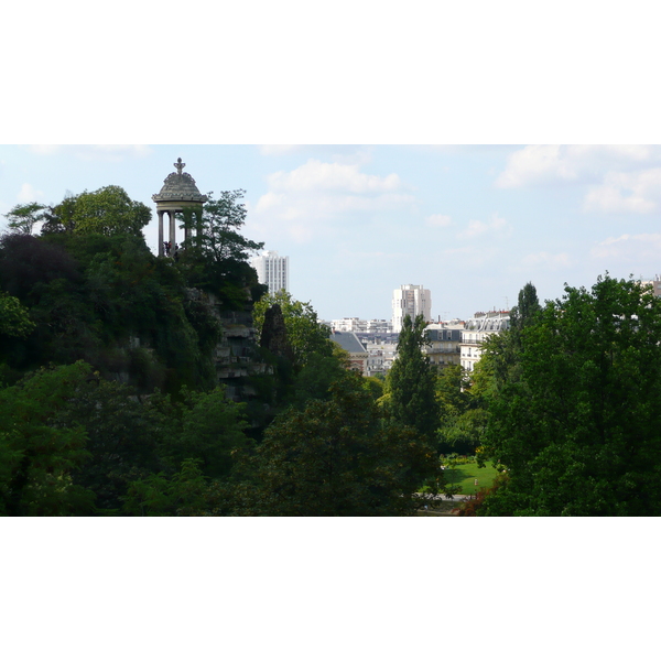 Picture France Paris Parc des Butes Chaumont 2007-08 73 - Around Parc des Butes Chaumont