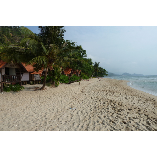 Picture Thailand Ko Chang White sand beach 2011-02 82 - History White sand beach