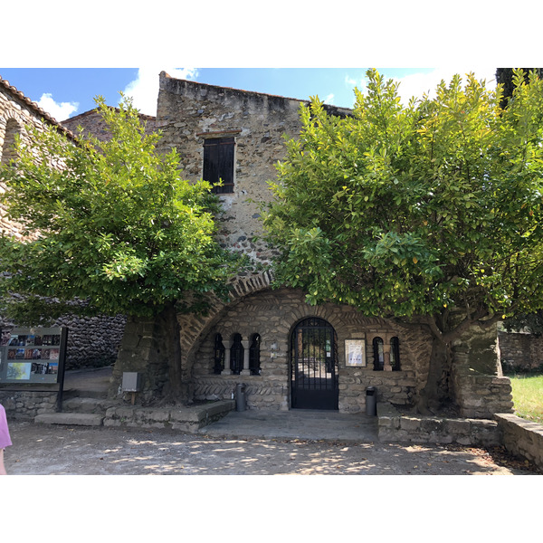 Picture France Abbaye Saint-Michel de Cuxa 2018-04 16 - Tours Abbaye Saint-Michel de Cuxa