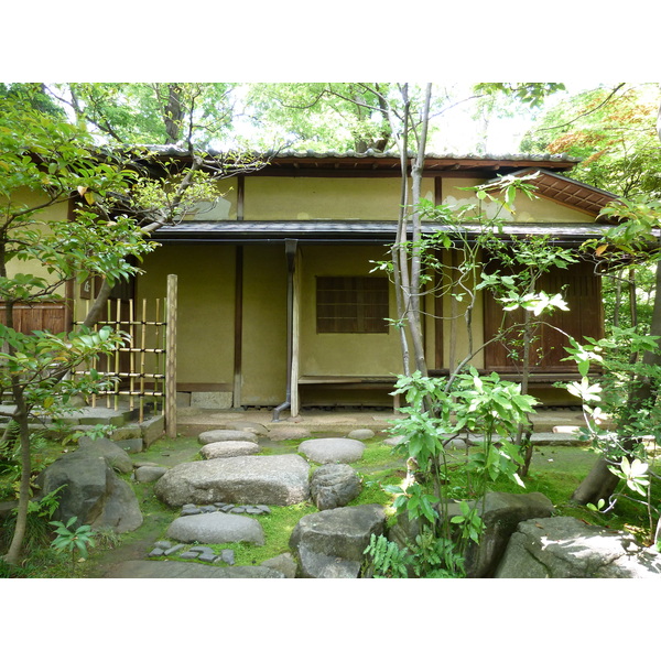 Picture Japan Tokyo Nezu Museum 2010-06 110 - Center Nezu Museum