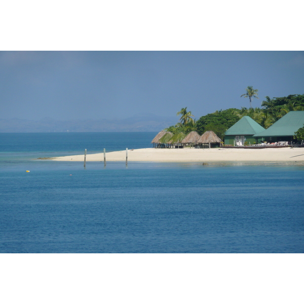 Picture Fiji Bounty Island 2010-05 10 - History Bounty Island