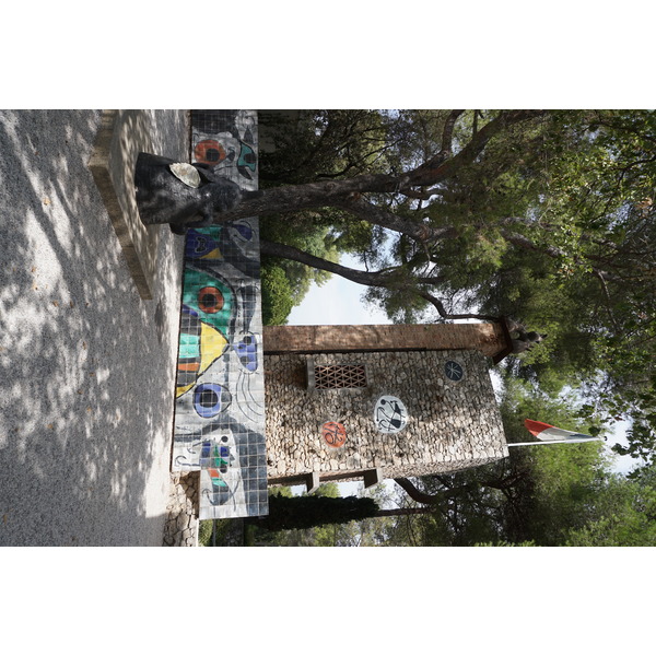 Picture France Saint Paul de Vence Fondation Maeght 2017-08 130 - Around Fondation Maeght