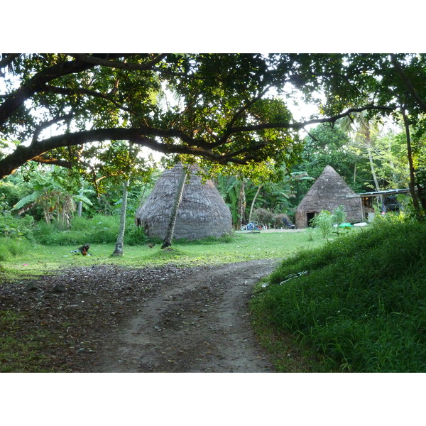 Picture New Caledonia Lifou We 2010-05 25 - Tours We