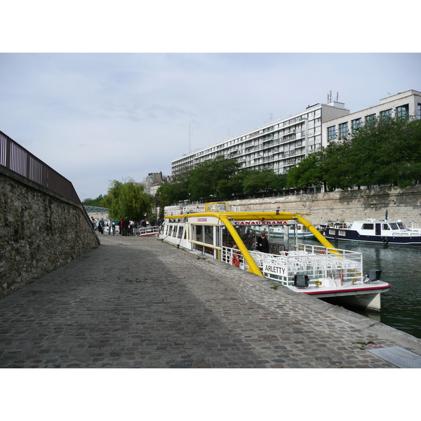 Picture France Paris Bastille Harbour 2007-06 58 - Around Bastille Harbour