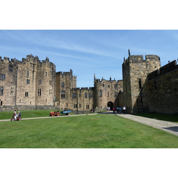 Picture United Kingdom Scotland Alnwick 2011-07 12 - Tours Alnwick