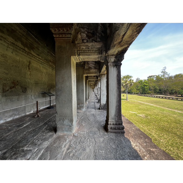 Picture Cambodia Siem Reap Angkor Wat 2023-01 26 - Center Angkor Wat