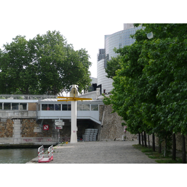 Picture France Paris Bastille Harbour 2007-06 4 - Recreation Bastille Harbour