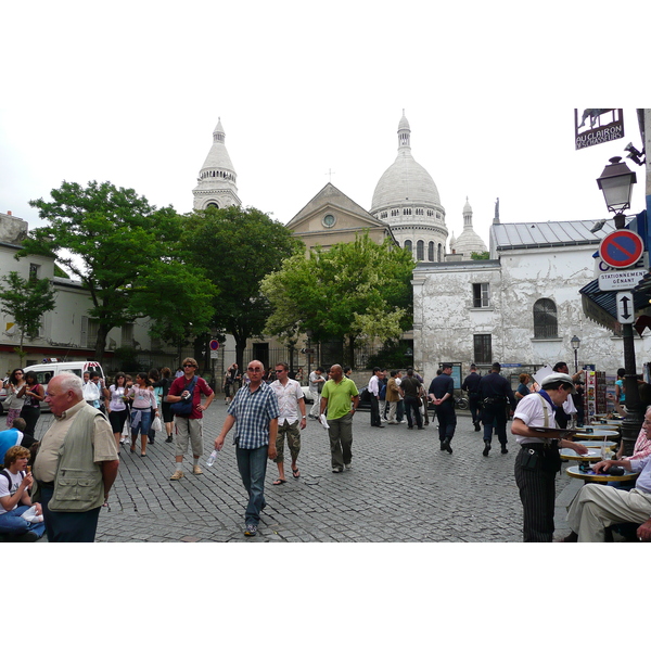 Picture France Paris Place du Tertre 2007-06 31 - Tour Place du Tertre