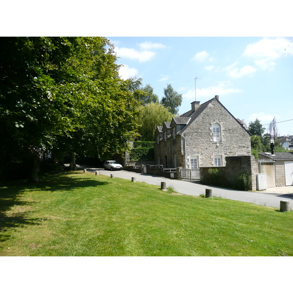 Picture France Pontivy 2007-08 92 - Tours Pontivy