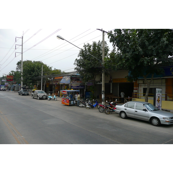 Picture Thailand Pattaya Theprasit 2008-01 10 - Tour Theprasit