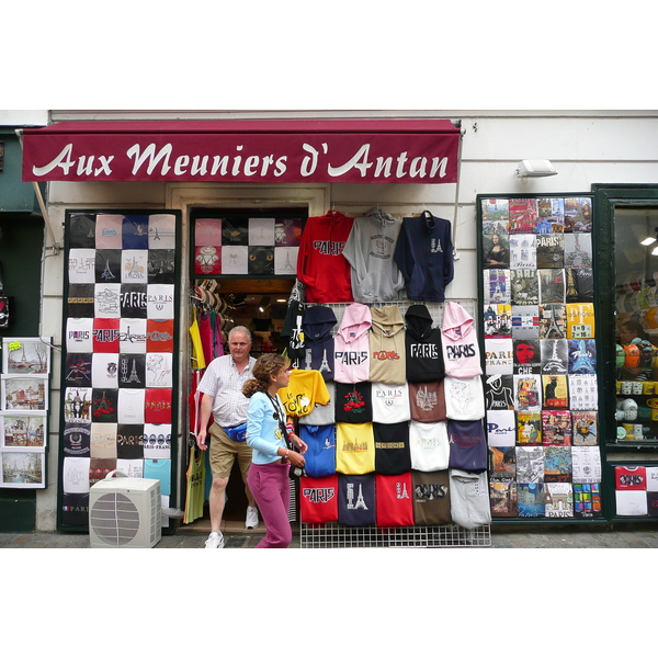 Picture France Paris Montmartre 2007-06 52 - Recreation Montmartre