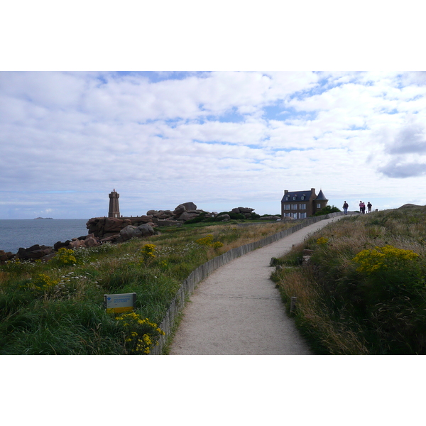 Picture France Perros Guirec Ploumanach 2007-08 10 - History Ploumanach