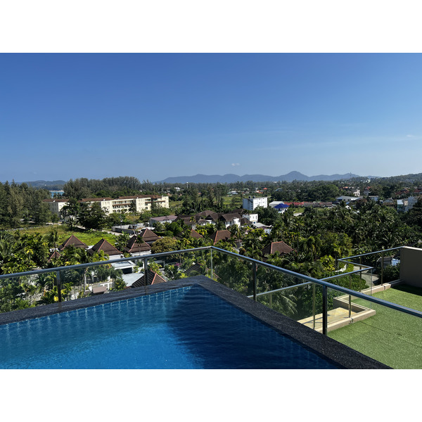 Picture Thailand Phuket Surin Beach The Aristo Resort 2021-12 8 - Tour The Aristo Resort