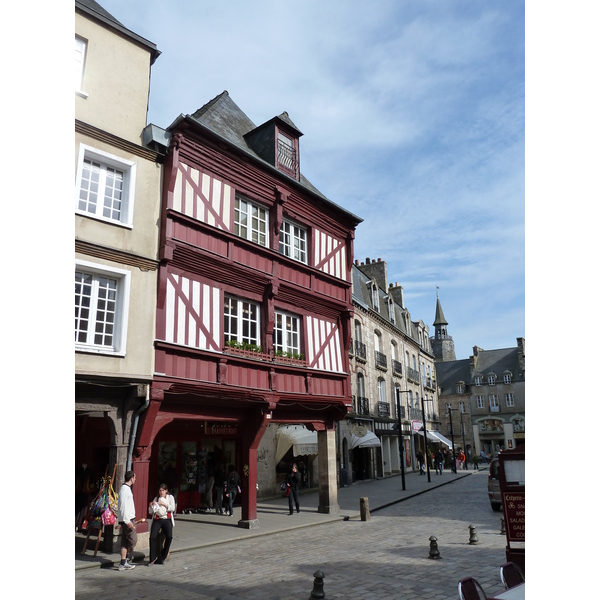 Picture France Dinan 2010-04 55 - Tours Dinan