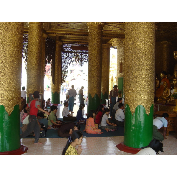 Picture Myanmar Yangon Shwedagon Pagoda 2005-01 28 - Journey Shwedagon Pagoda