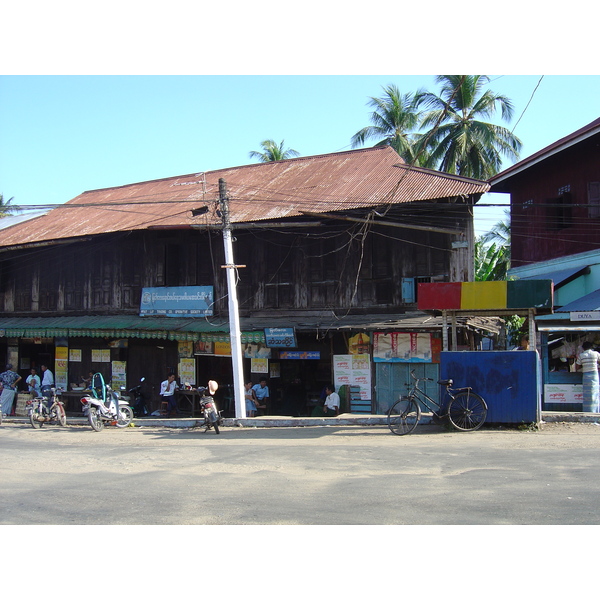 Picture Myanmar Myeik (Mergui) 2005-01 53 - Discovery Myeik (Mergui)