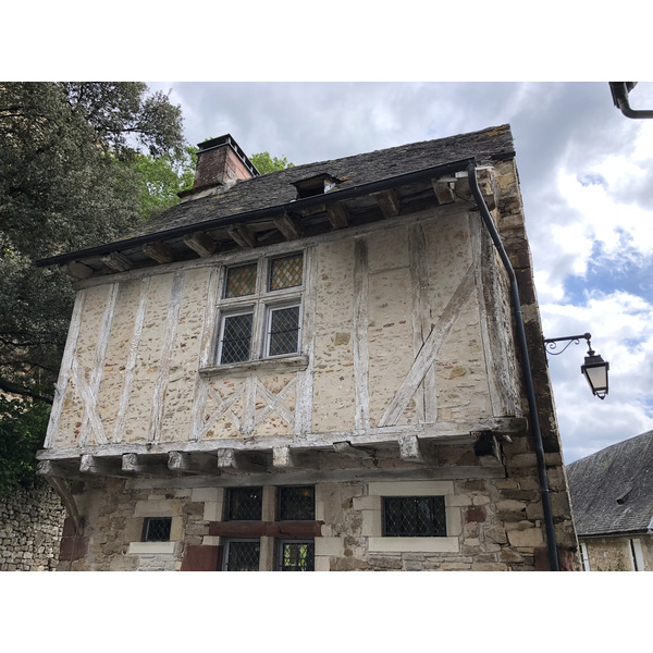 Picture France Turenne 2018-04 12 - Around Turenne