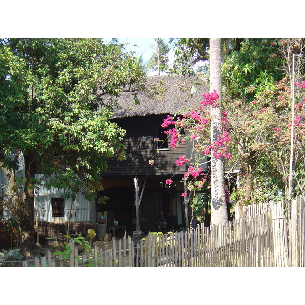 Picture Myanmar Myeik (Mergui) 2005-01 11 - History Myeik (Mergui)