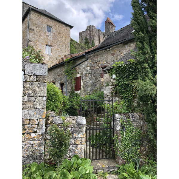 Picture France Turenne 2018-04 53 - Around Turenne